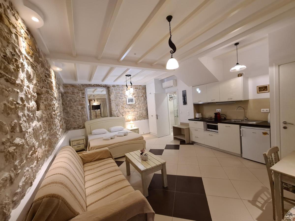 Nj Corfu Liston Apartments Екстериор снимка